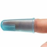 Trixie Silikon-Finger-Zahnbürsten-Set am Finger